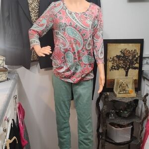 Antthony Multicolor Paisley Top and IMAN Pants Set